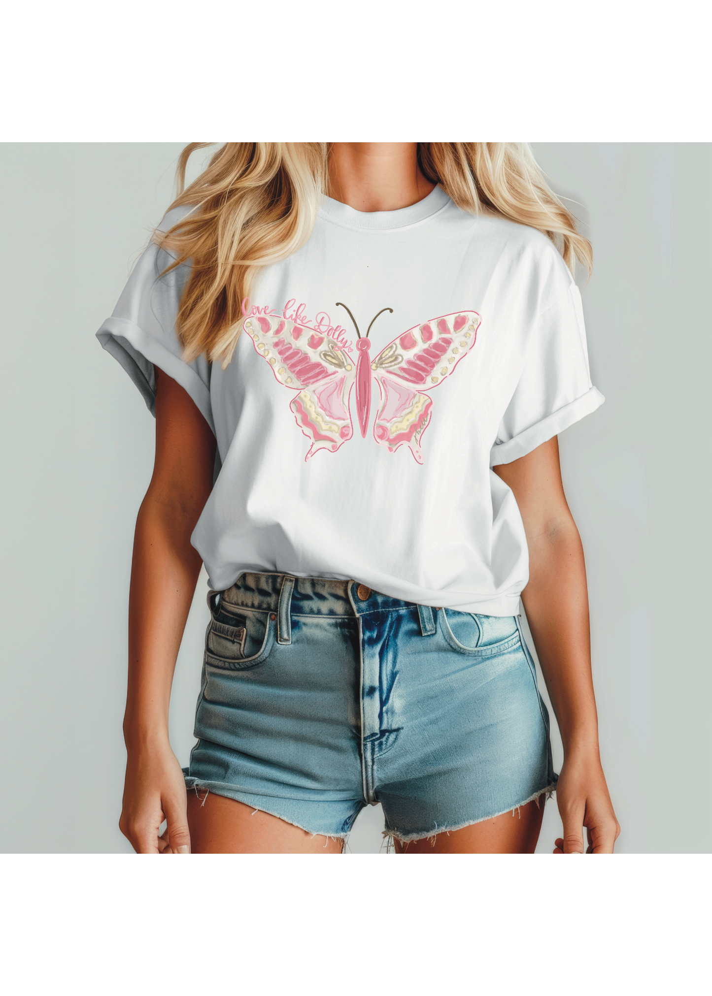 Love like Dolly Tee